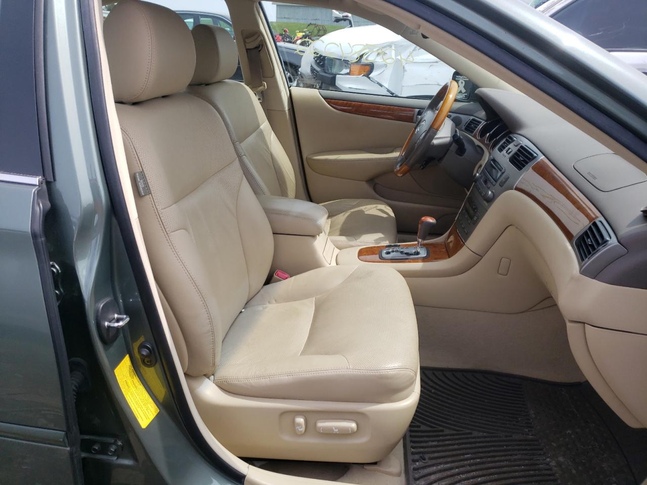 Фото 5 с аукциона – 2006 LEXUS ES 330 с VIN JTHBA30G265144616