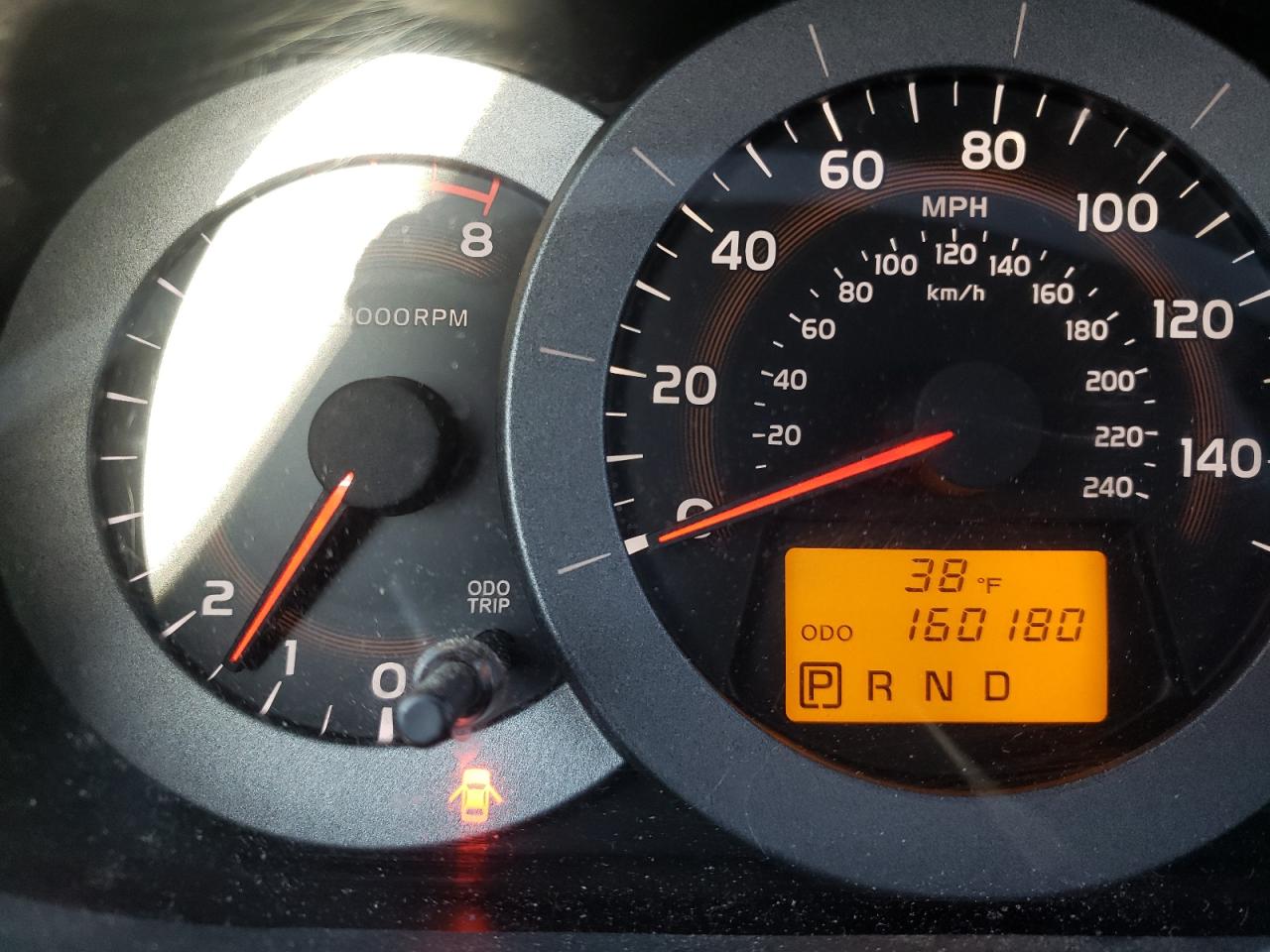 Photo 8 from auction – 2009 TOYOTA RAV4 with VIN JTMBK33V59D009312