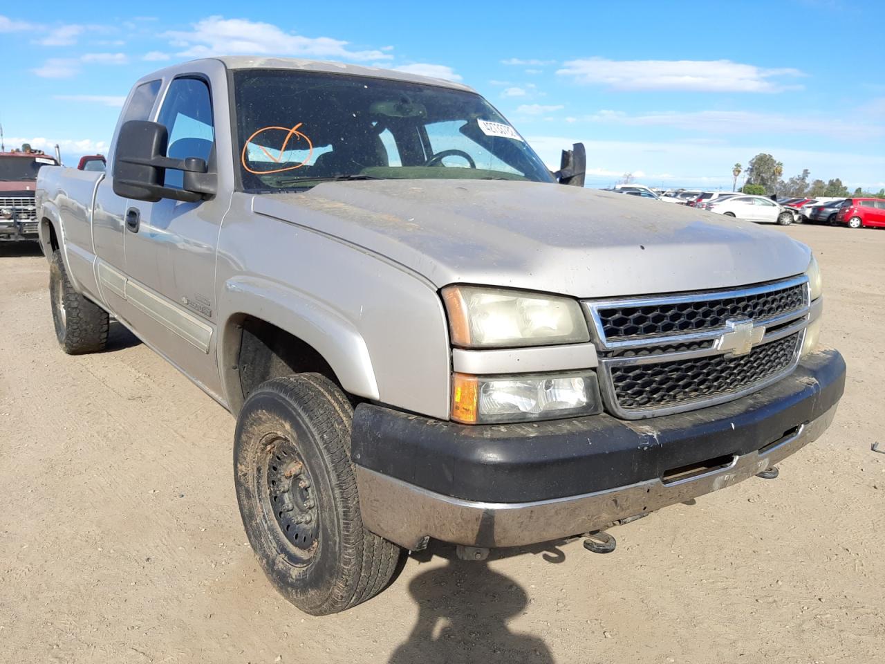 CHEVROLET SILVERADO 2006 con VIN 1GCHC29D76E210103 - Foto de la subasta