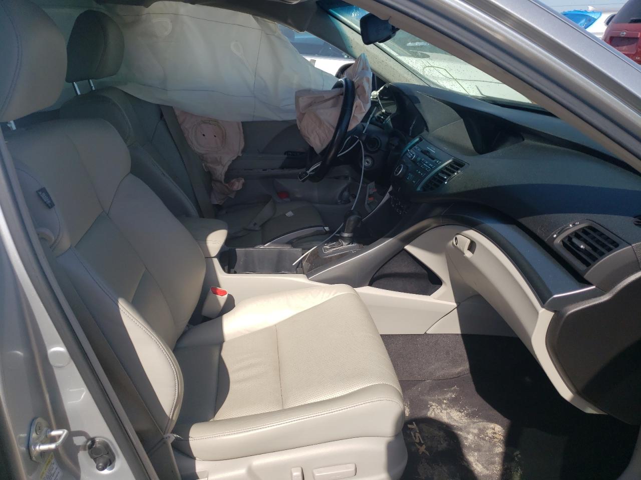 Photo 5 from auction – 2012 ACURA TSX with VIN JH4CU2F4XCC018899