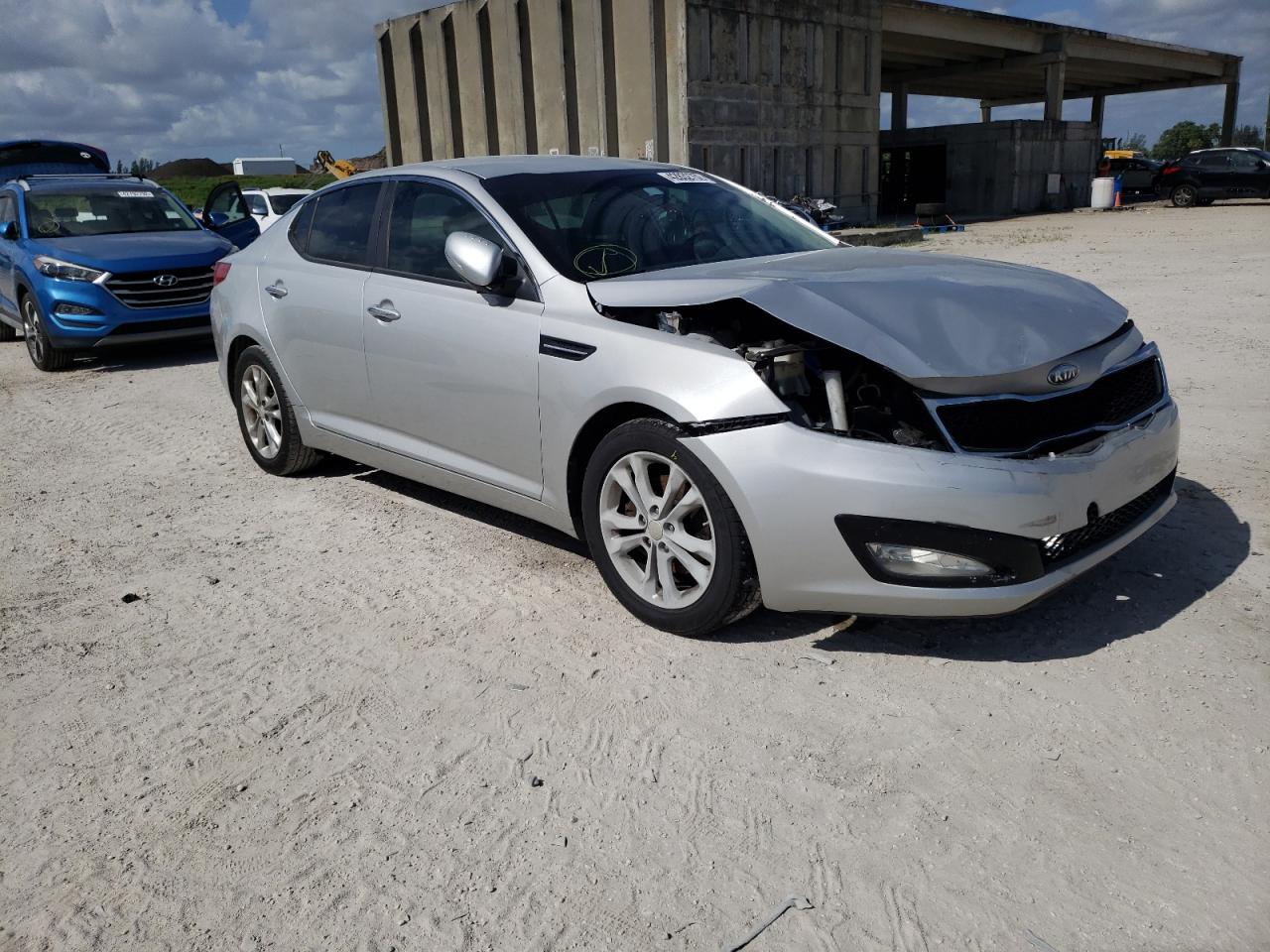 KIA OPTIMA EX 2013 with VIN 5XXGN4A7XDG251454 - Photo from auction