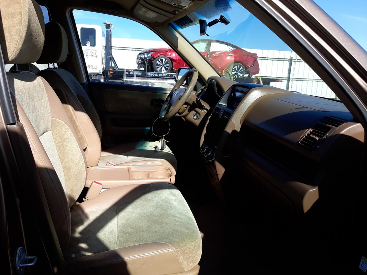 Photo 5 from auction – 2002 HONDA CR-V EX with VIN JHLRD78872C083915