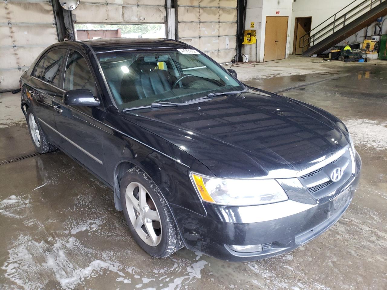 HYUNDAI SONATA SE 2008 with VIN 5NPEU46C98H316210 - Photo from auction