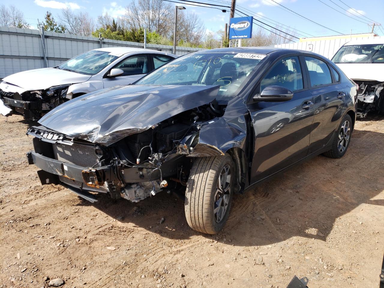 Photo 2 from auction – 2021 KIA FORTE FE with VIN 3KPF24AD4ME337877