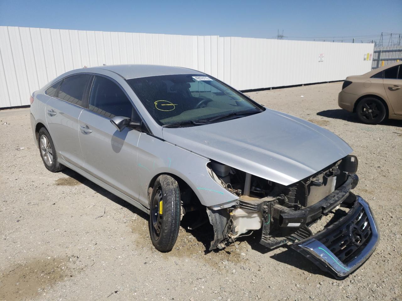 HYUNDAI SONATA SE 2019 with VIN 5NPE24AF0KH819316 - Photo from auction