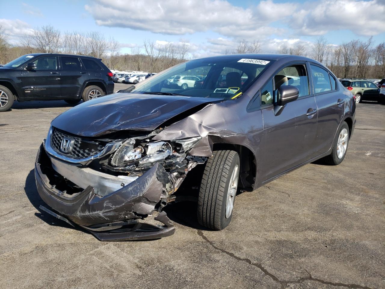 Photo 2 from auction – 2014 HONDA CIVIC LX with VIN 19XFB2F54EE260368