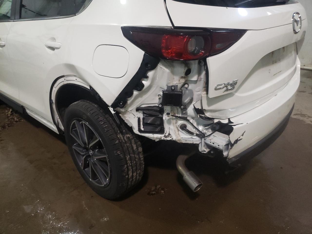 Photo 9 from auction – 2018 MAZDA CX-5 TOURI with VIN JM3KFBCM1J0380878