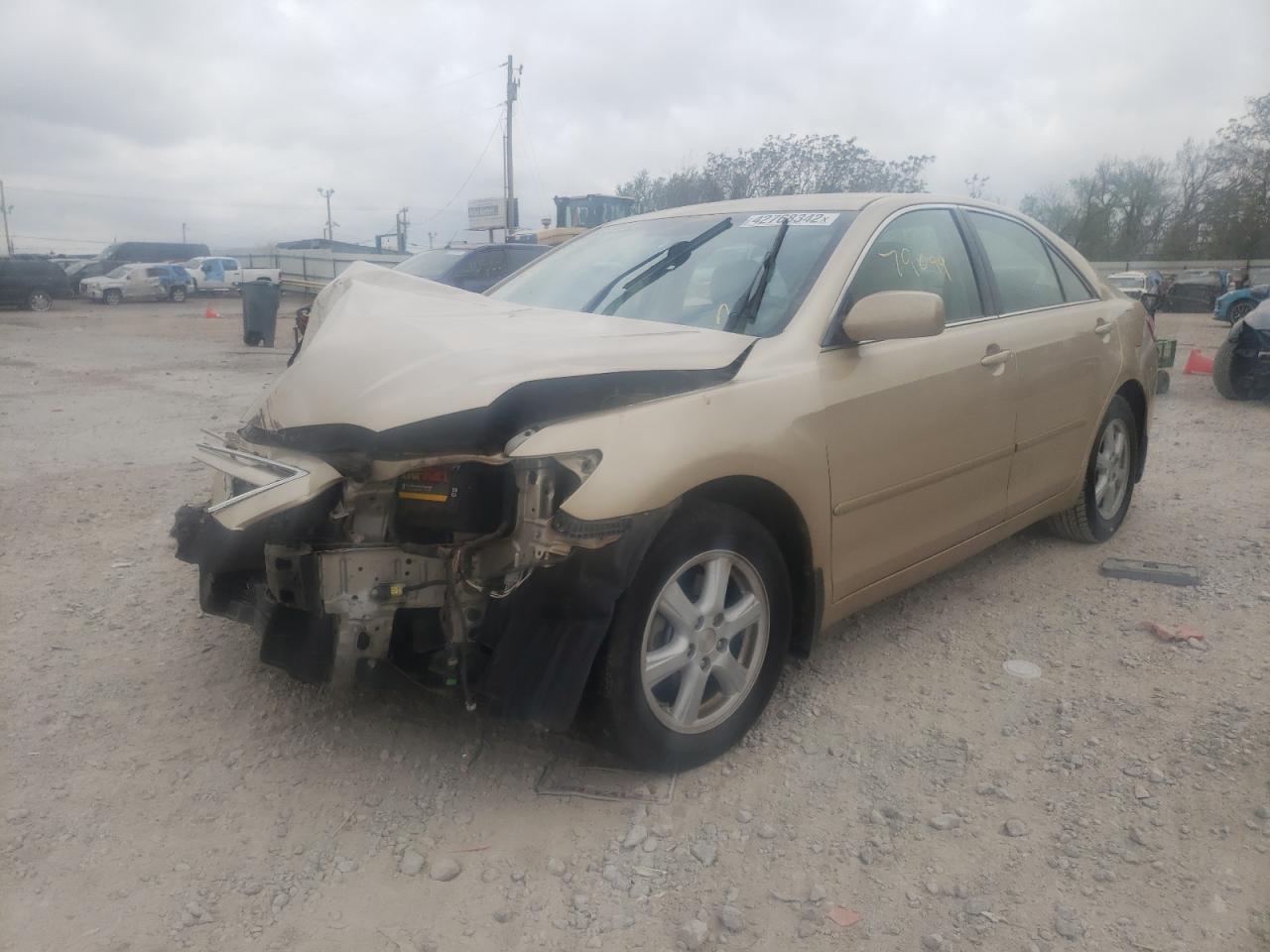 Photo 2 from auction – 2010 TOYOTA CAMRY BASE with VIN 4T1BF3EK1AU025207