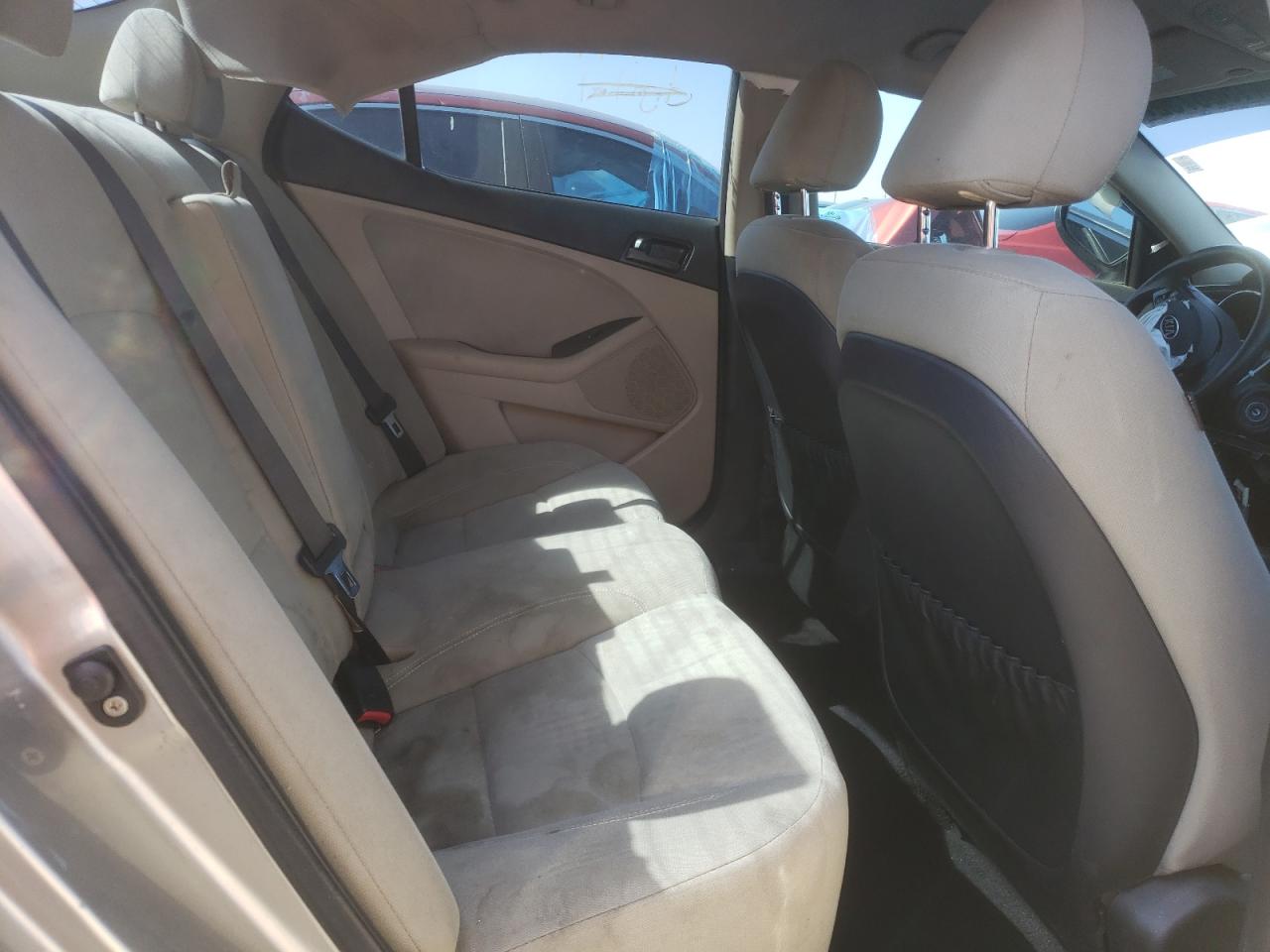 Photo 6 from auction – 2012 KIA OPTIMA LX with VIN KNAGM4A73C5280216