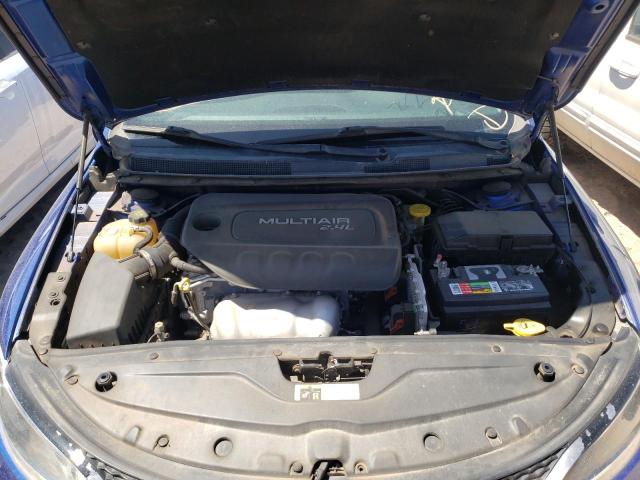 Photo 7 from auction – 2015 CHRYSLER 200 LIMITE with VIN 1C3CCCAB1FN740064