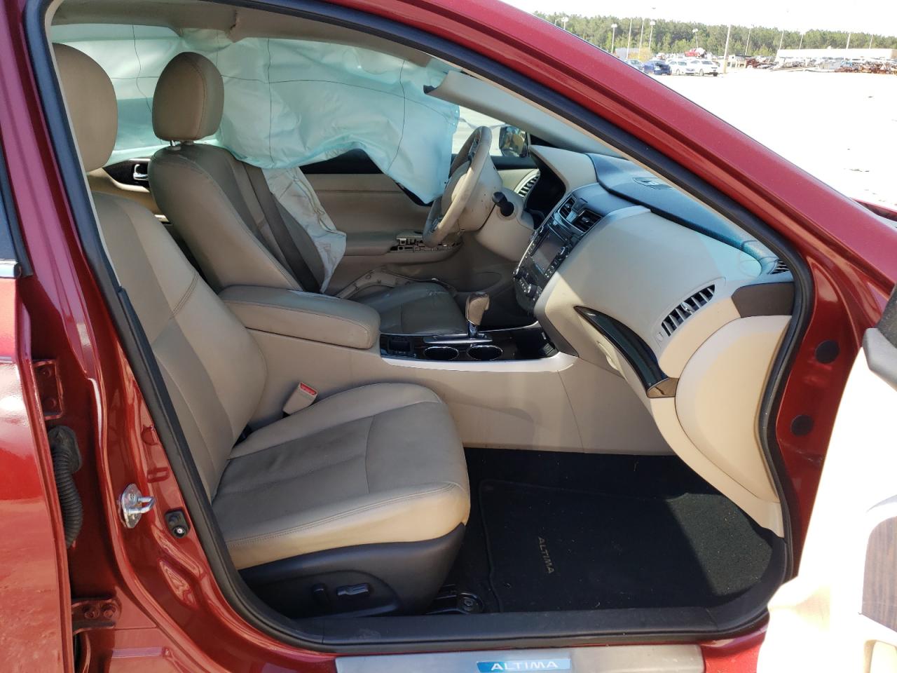 Photo 5 from auction – 2015 NISSAN ALTIMA 2.5 with VIN 1N4AL3AP1FN921573