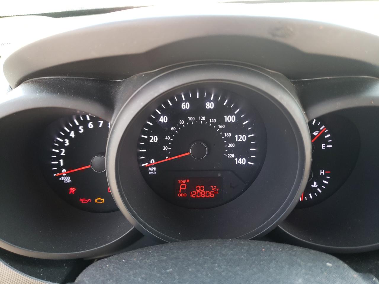 Photo 13 from auction – 2013 KIA SOUL with VIN KNDJT2A56D7555789
