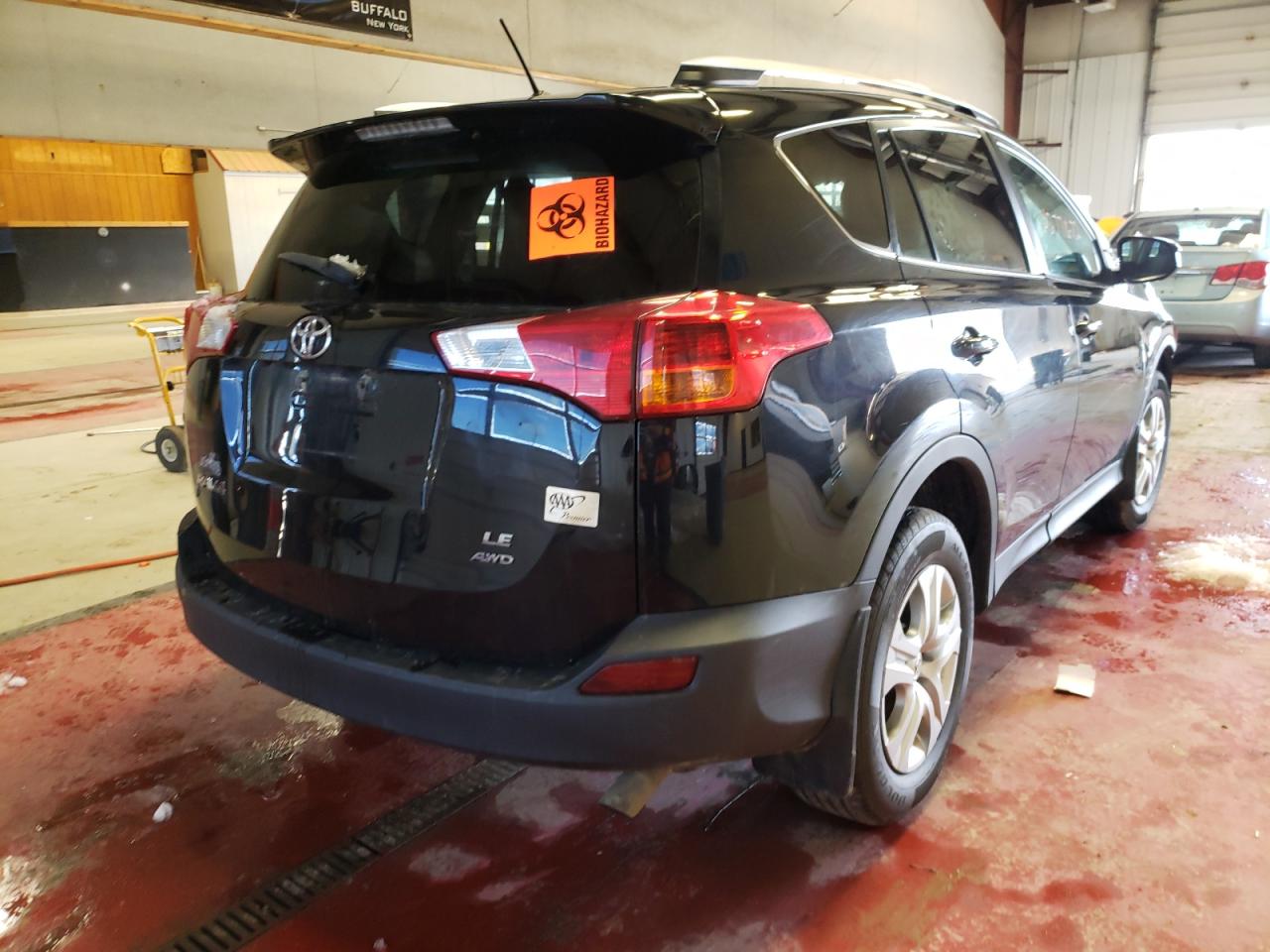 Photo 4 from auction – 2015 TOYOTA RAV4 LE with VIN 2T3BFREV7FW392771