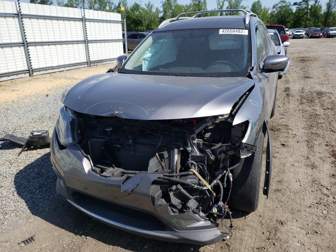 Photo 9 from auction – 2016 NISSAN ROGUE S with VIN KNMAT2MT6GP700442