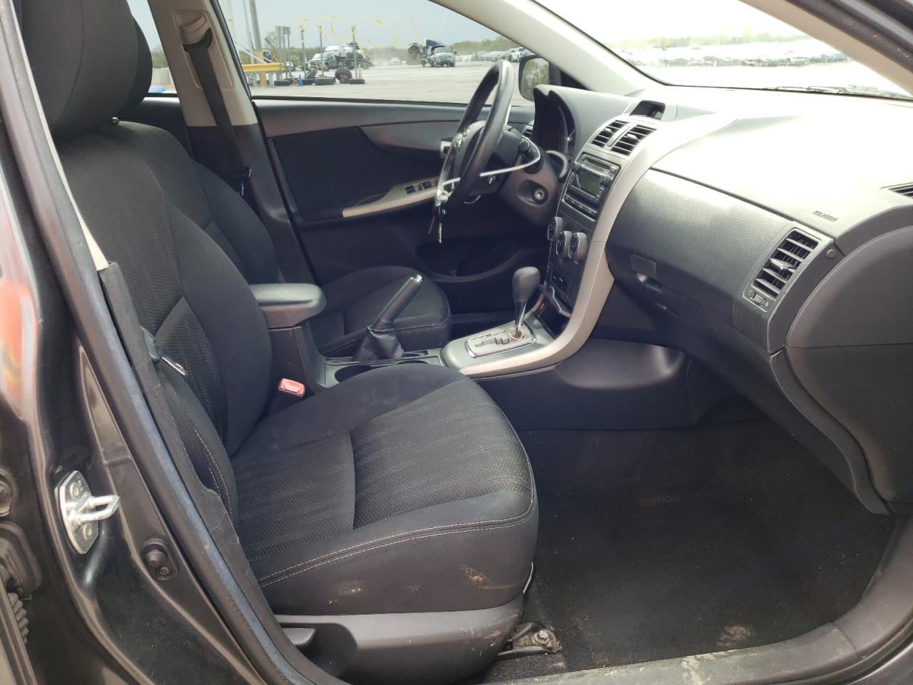 Photo 5 from auction – 2012 TOYOTA COROLLA BA with VIN 2T1BU4EE3CC875009