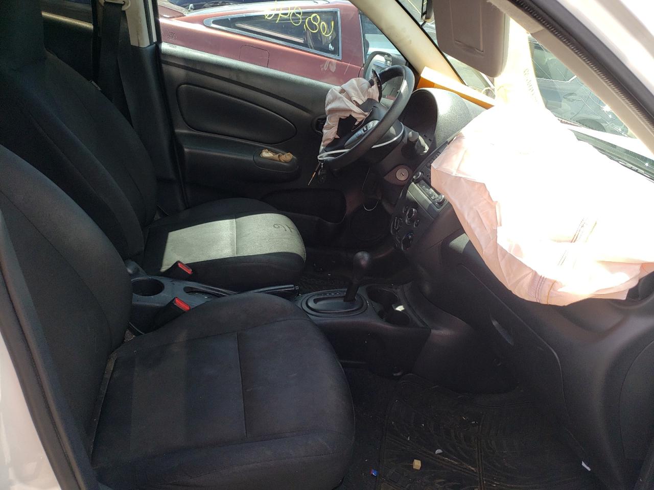 Photo 5 from auction – 2015 NISSAN VERSA S with VIN 3N1CN7AP5FL928324