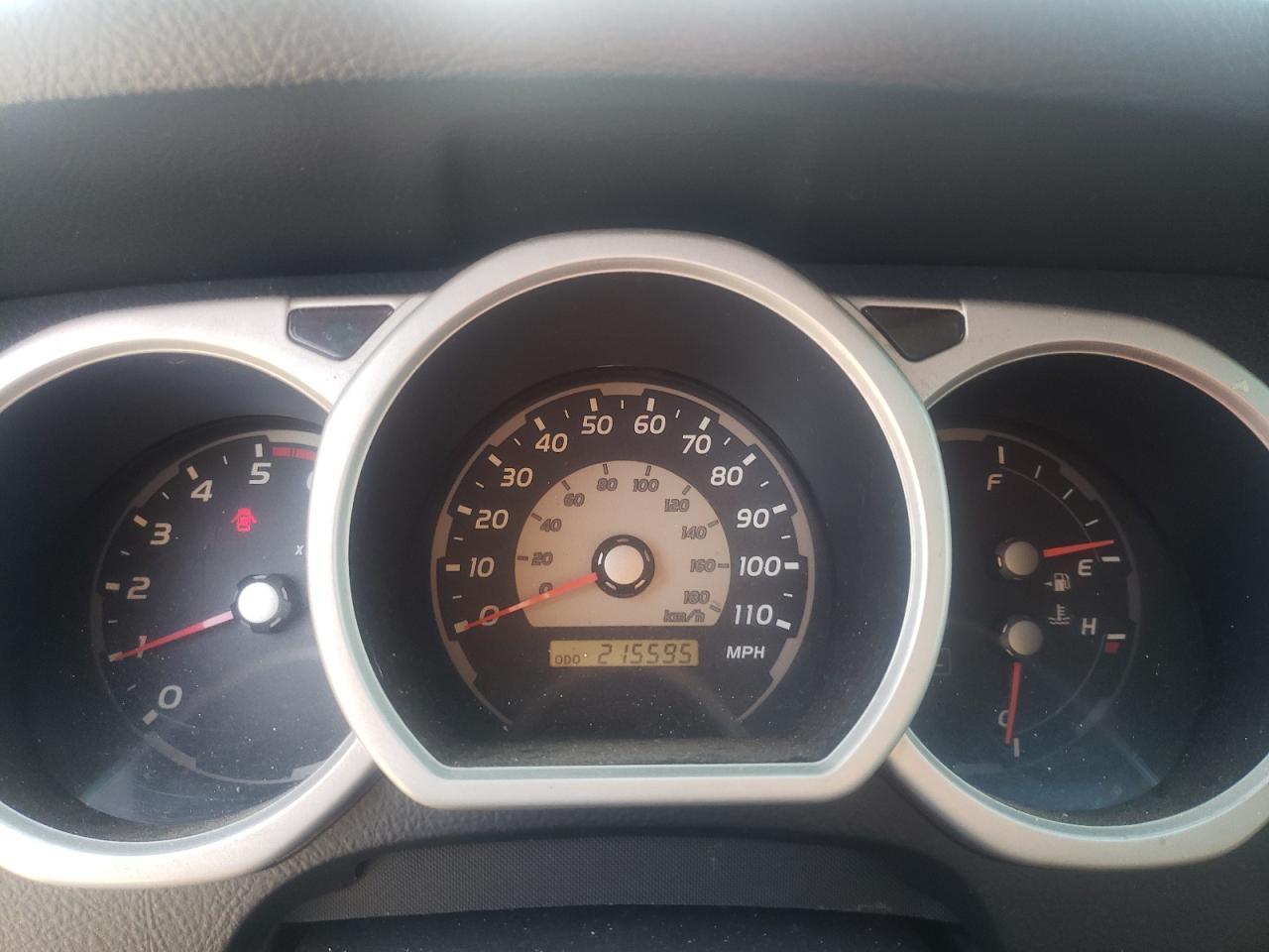 Photo 8 from auction – 2003 TOYOTA 4RUNNER SR with VIN JTEBT14R830013786