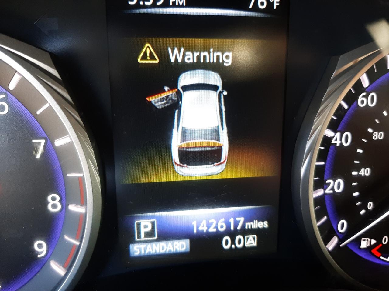 Photo 13 from auction – 2015 INFINITI Q50 BASE with VIN JN1BV7AP1FM330751