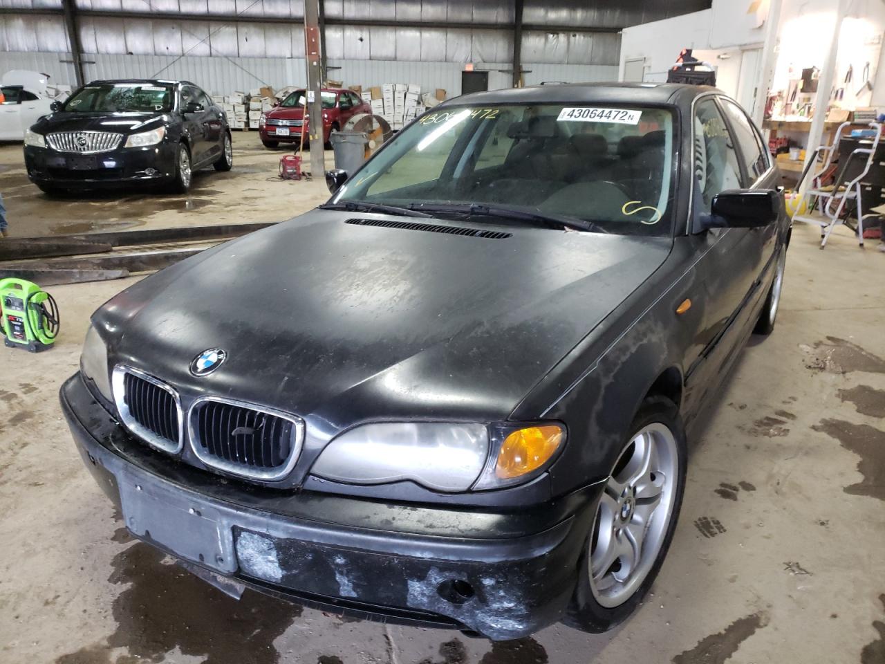 Photo 2 from auction – 2003 BMW 330 I with VIN WBAEV53403KM28286
