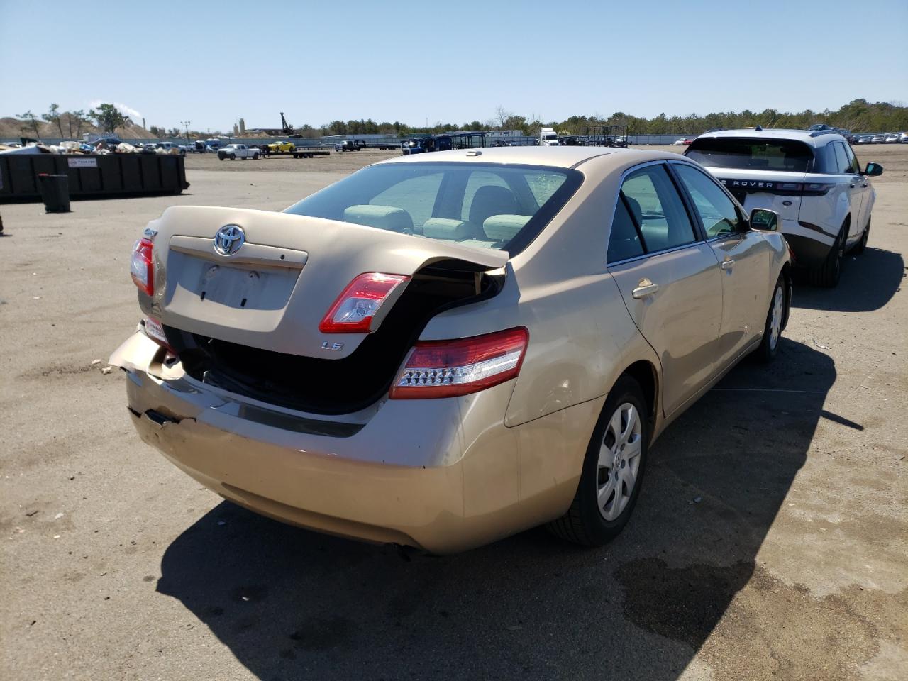 Photo 4 from auction – 2010 TOYOTA CAMRY BASE with VIN 4T1BF3EK3AU079124