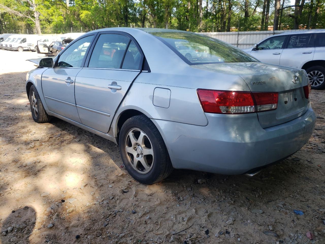 Photo 3 from auction – 2006 HYUNDAI SONATA with VIN 5NPEU46FX6H154241