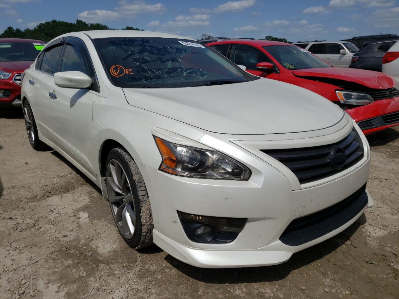 NISSAN ALTIMA 2.5 2015 with VIN 1N4AL3AP0FC469918 - Photo from auction