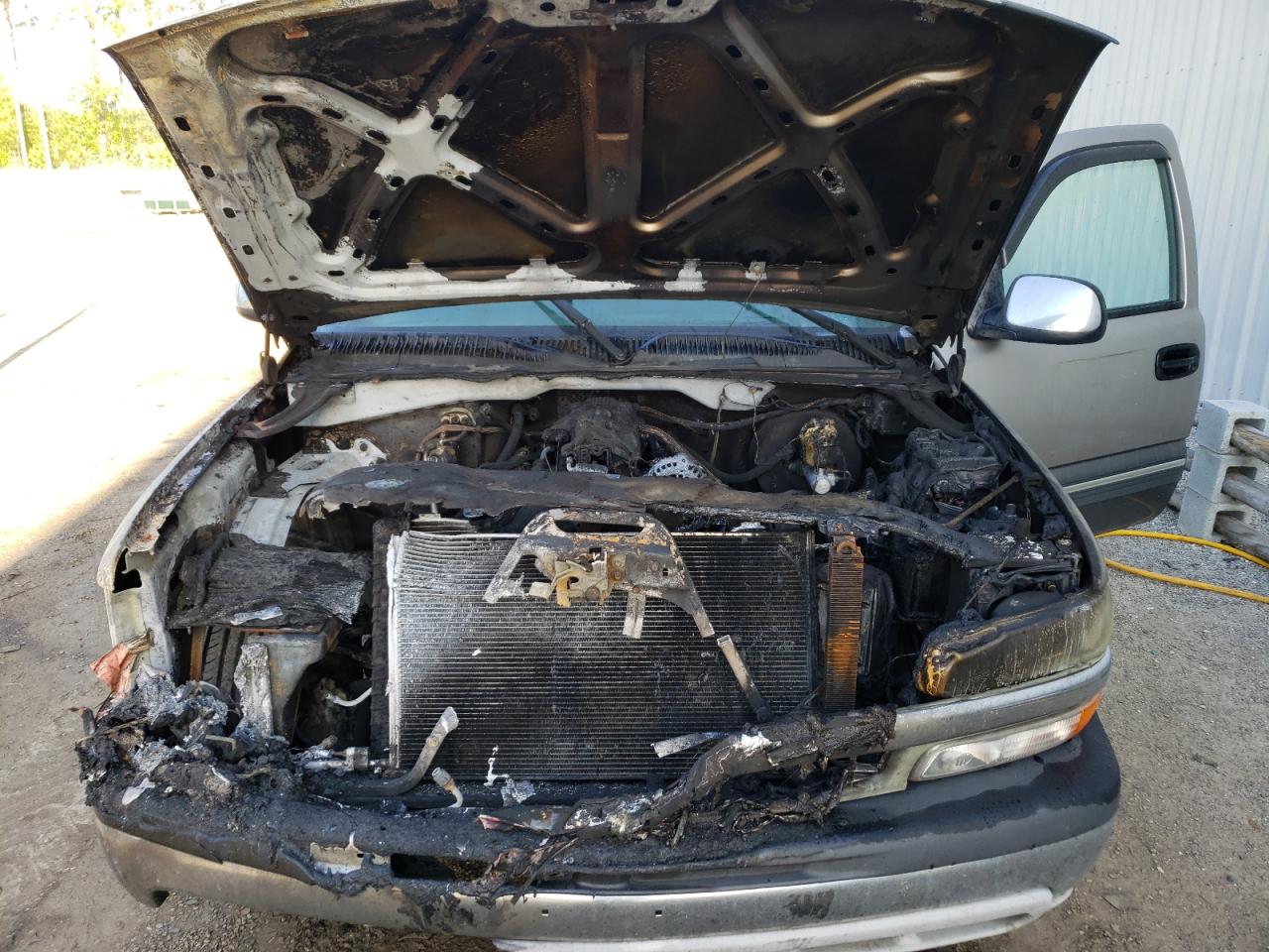 Photo 9 from auction – 2000 CHEVROLET SILVRDO LT with VIN 2GCEC19T7Y1385685