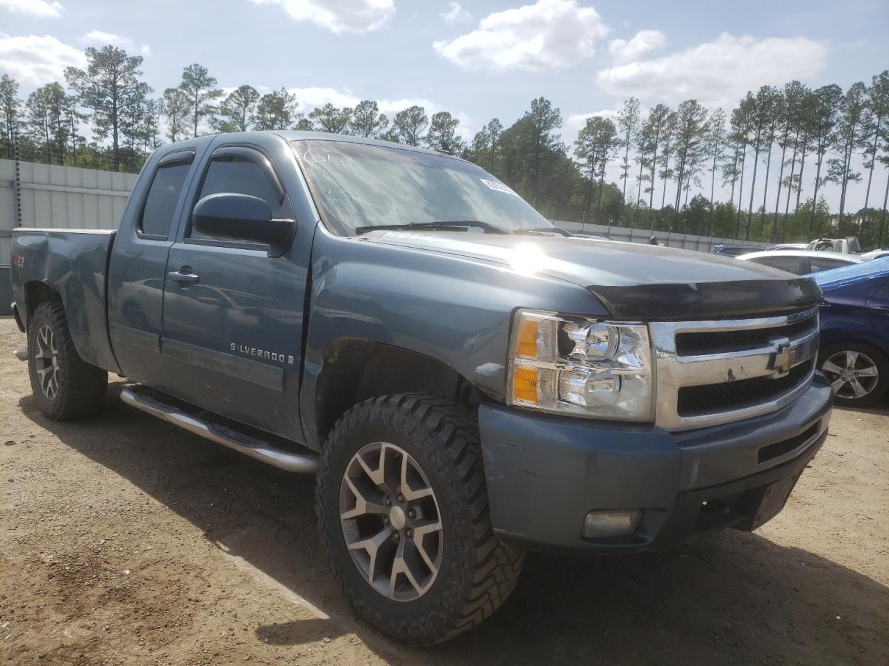 CHEVROLET SILVERADO 2009 with VIN 2GCEK39J391121006 - Photo from auction