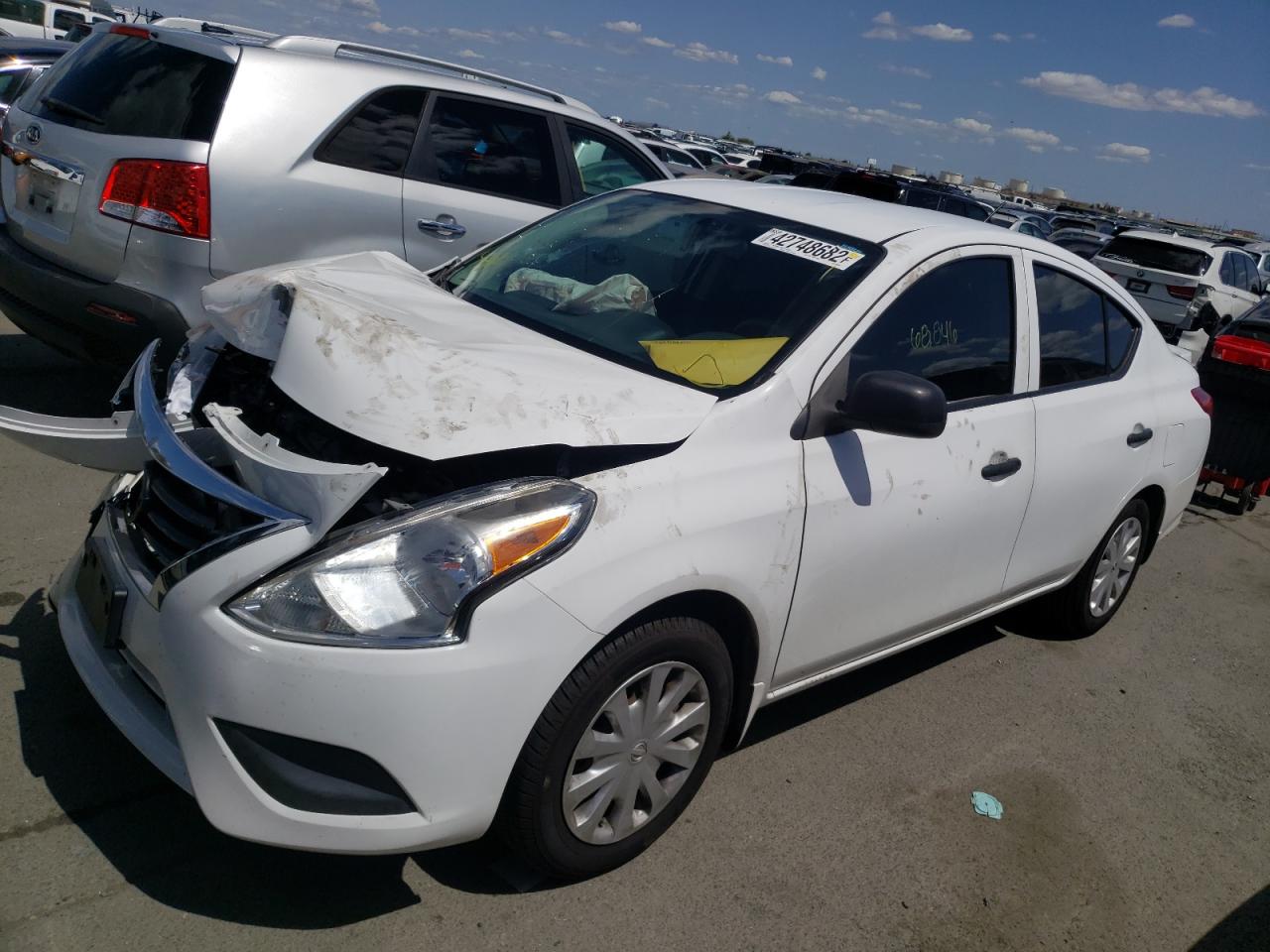 Photo 2 from auction – 2015 NISSAN VERSA S with VIN 3N1CN7AP5FL928324