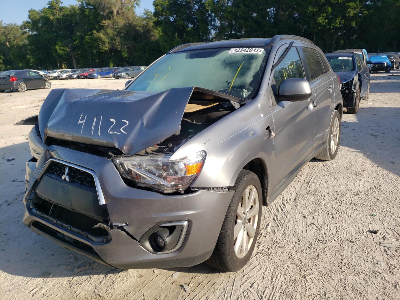 Photo 2 from auction – 2013 MITSUBISHI OUTLANDER with VIN 4A4AP4AU4DE002909