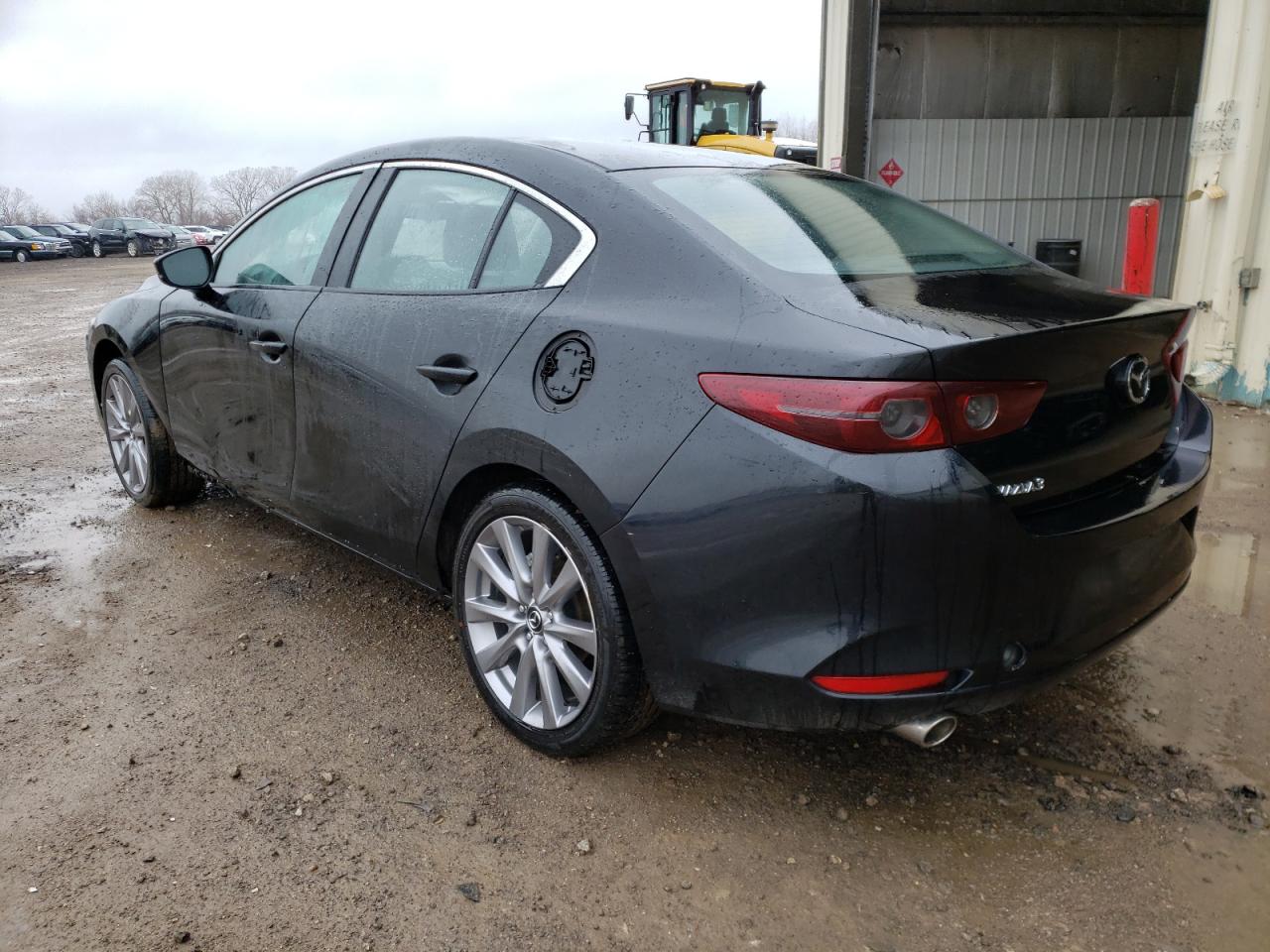 Photo 3 from auction – 2021 MAZDA 3 SELECT with VIN JM1BPABL0M1315317