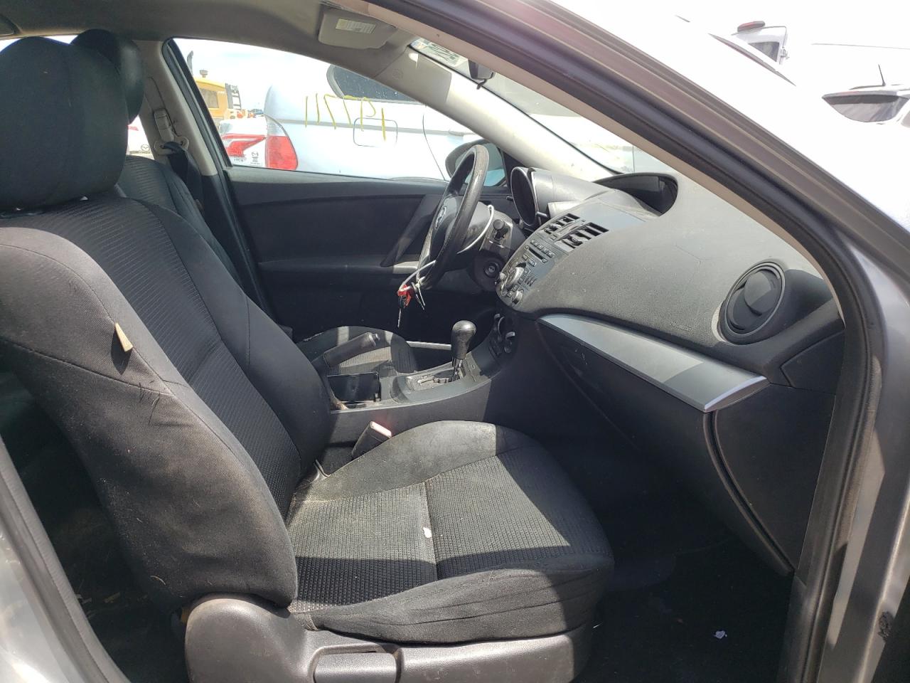 Photo 5 from auction – 2013 MAZDA 3 I with VIN JM1BL1TF5D1725647