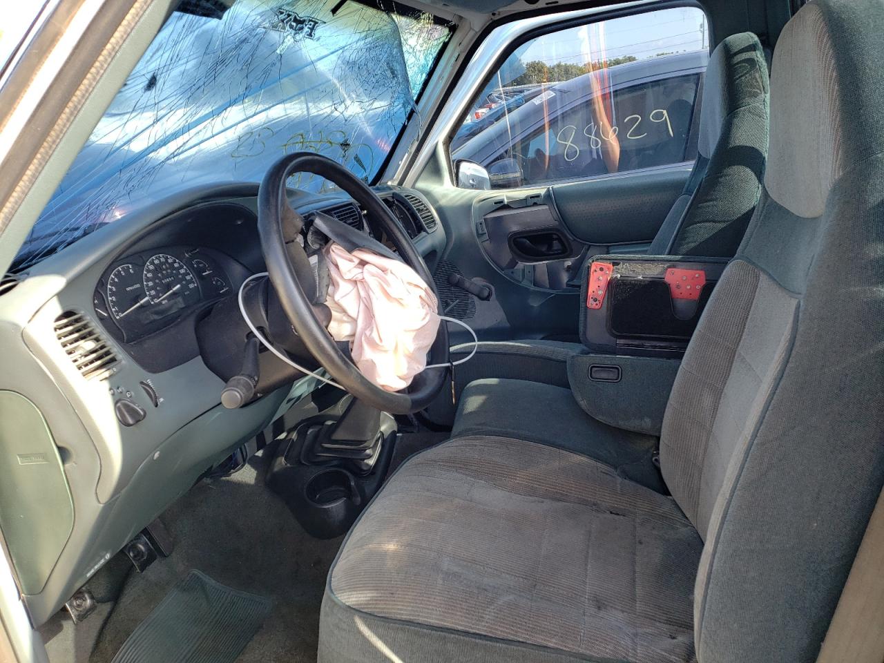 Photo 5 from auction – 1995 FORD RANGER with VIN 1FTCR10A8SPA09900