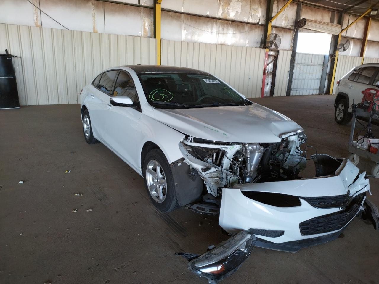 CHEVROLET MALIBU LT 2016 with VIN 1G1ZE5ST7GF207174 - Photo from auction