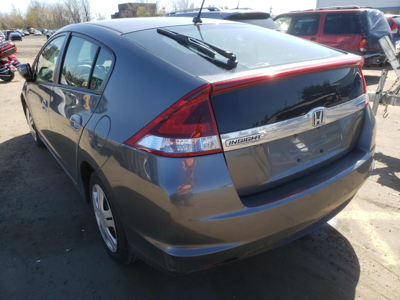 Photo 3 from auction – 2014 HONDA INSIGHT with VIN JHMZE2H34ES000306