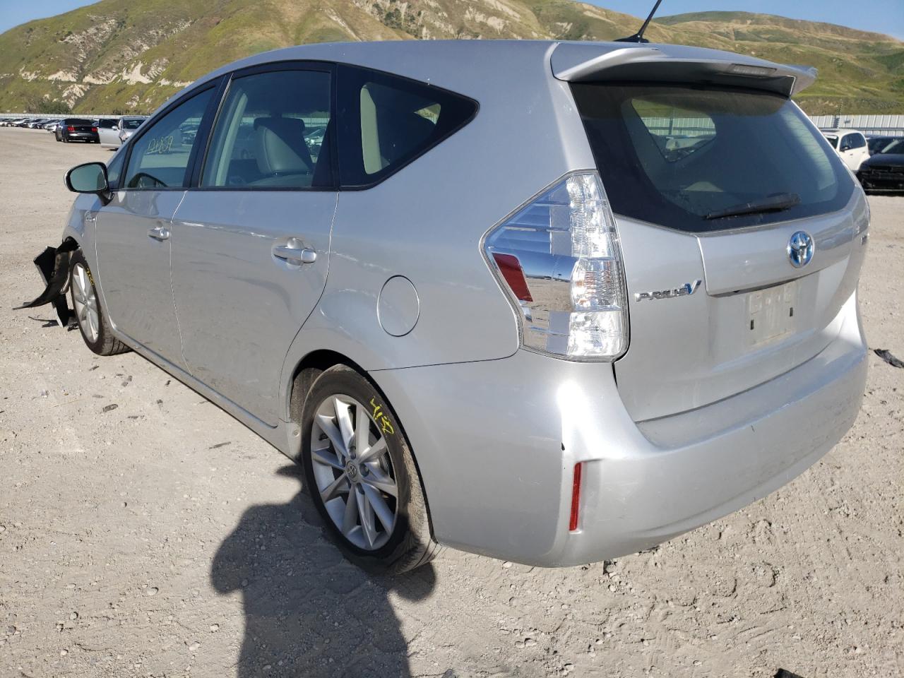 Photo 3 from auction – 2012 TOYOTA PRIUS V with VIN JTDZN3EU5C3160030