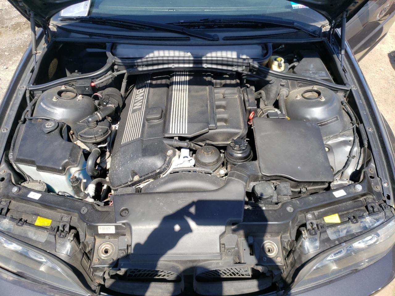 Photo 7 from auction – 2006 BMW 330 CI with VIN WBABW53446PZ40737