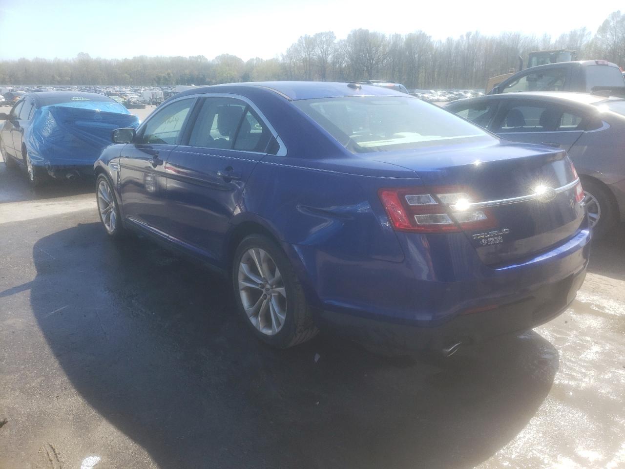 Photo 3 from auction – 2013 FORD TAURUS SEL with VIN 1FAHP2E82DG115209