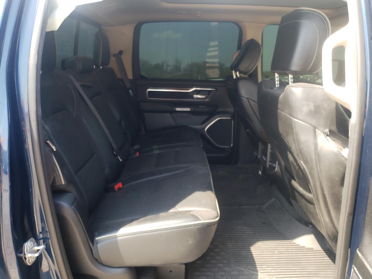Photo 6 from auction – 2021 RAM 1500 LARAM with VIN 1C6SRFJTXMN699616