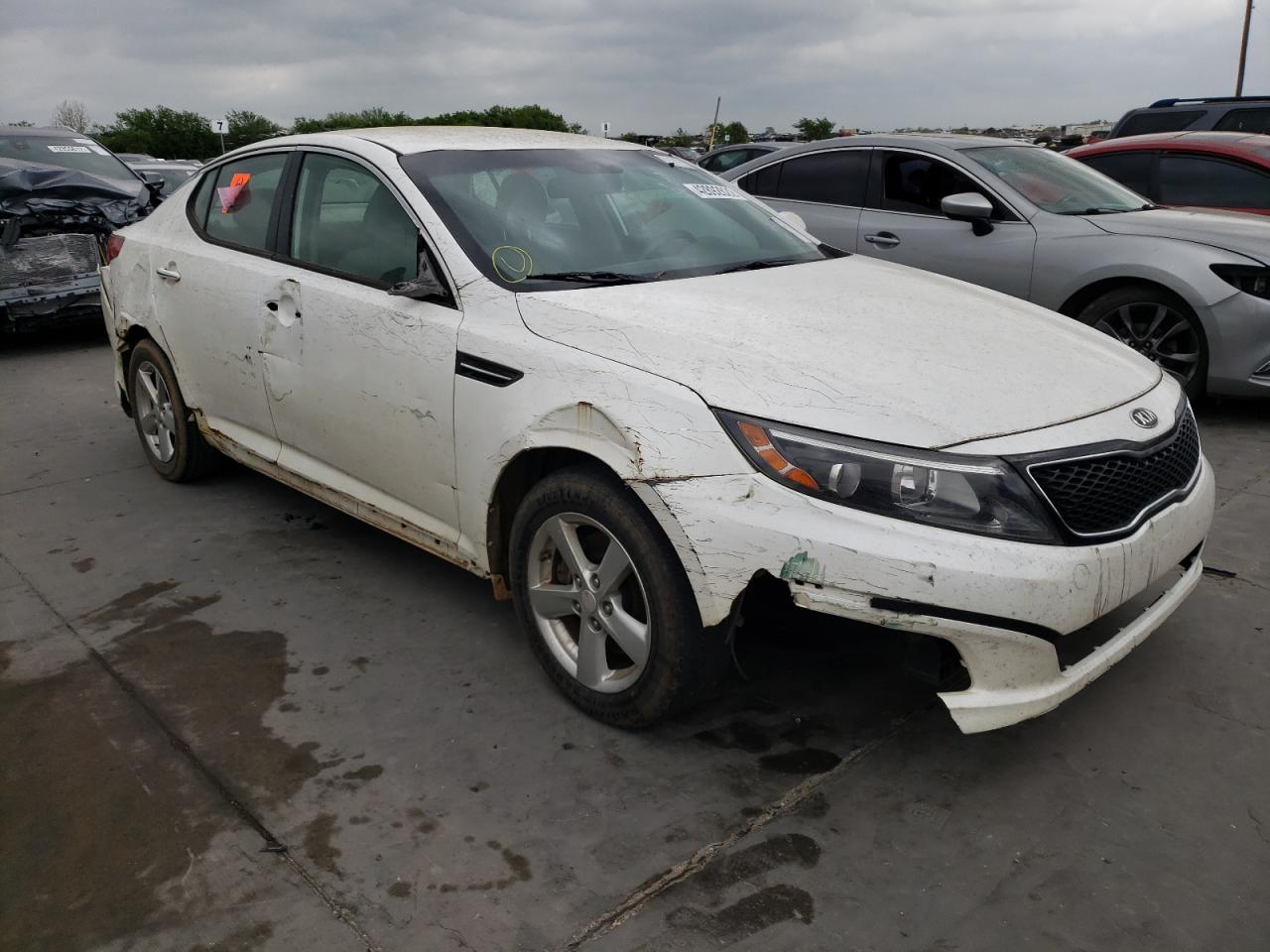 KIA OPTIMA LX 2015 with VIN KNAGM4A71F5591745 - Photo from auction