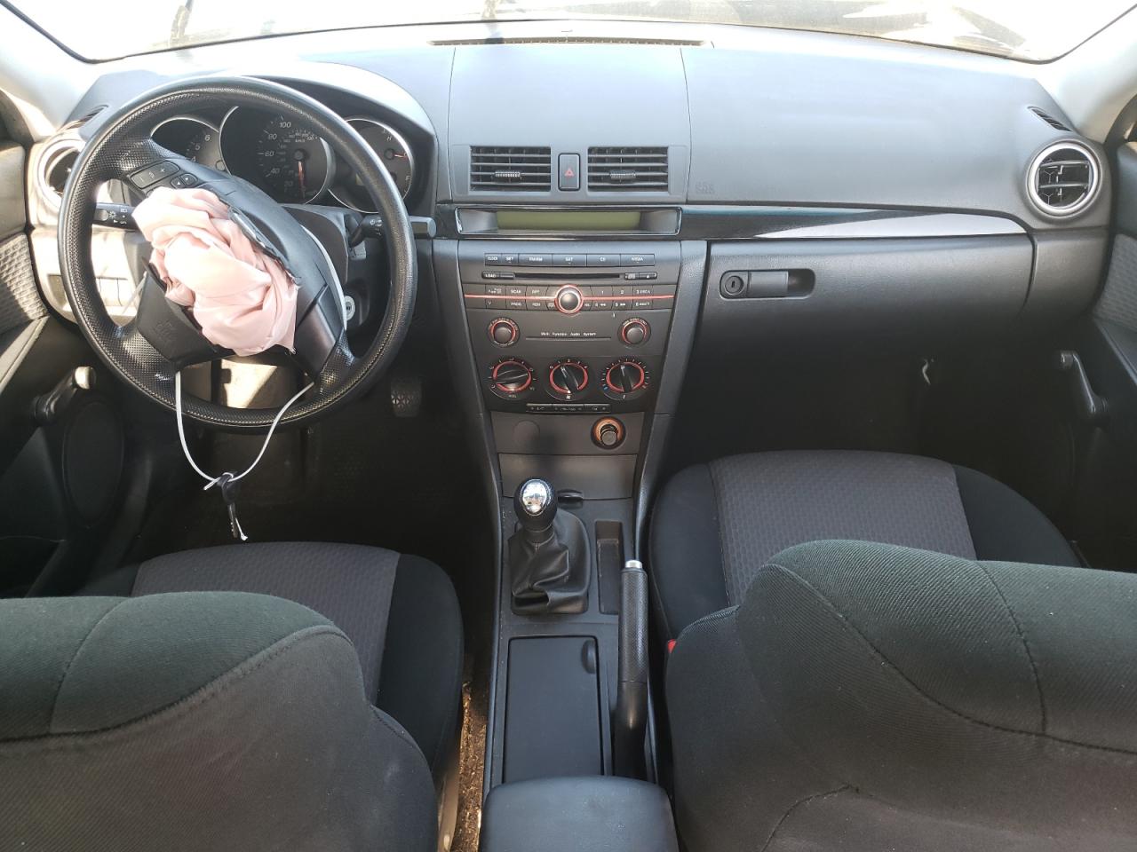 Photo 9 from auction – 2006 MAZDA 3 I with VIN JM1BK12F661482860