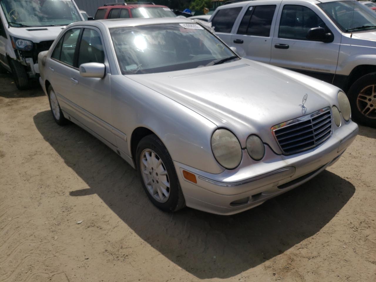 MERCEDES-BENZ E 320 2000 with VIN WDBJF65J5YB053573 - Photo from auction