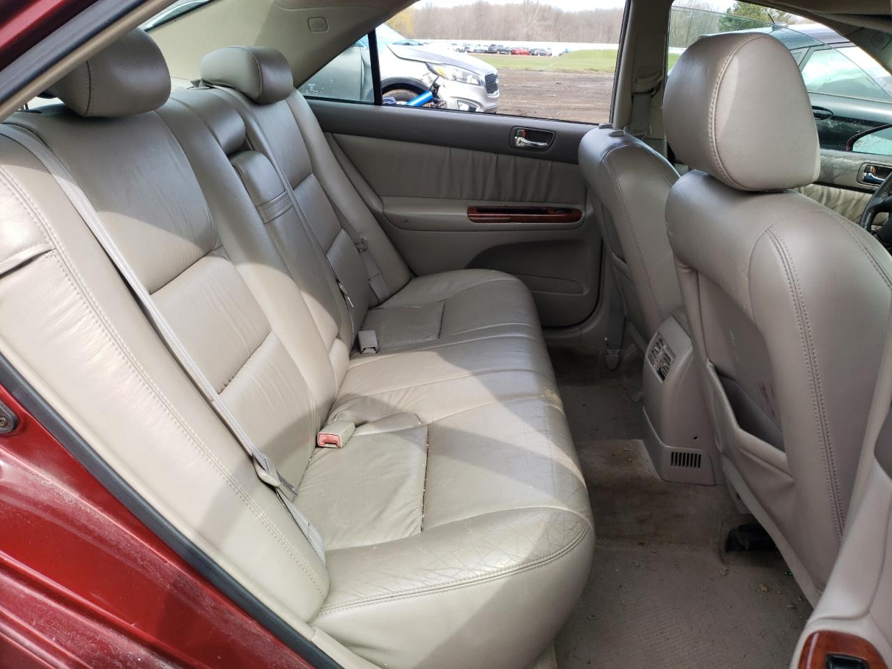 Photo 6 from auction – 2003 TOYOTA CAMRY LE with VIN 4T1BF30K73U057086
