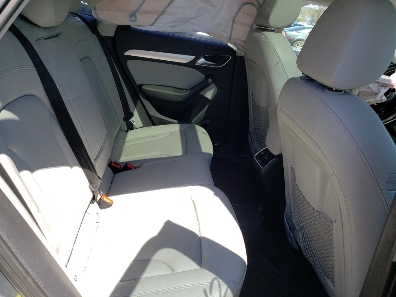 Photo 6 from auction – 2015 AUDI Q3 PRESTIG with VIN WA1GFCFS7FR007145