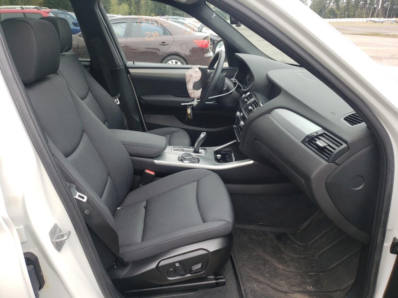 Photo 5 from auction – 2017 BMW X3 XDRIVE2 with VIN 5UXWX9C33H0W72399