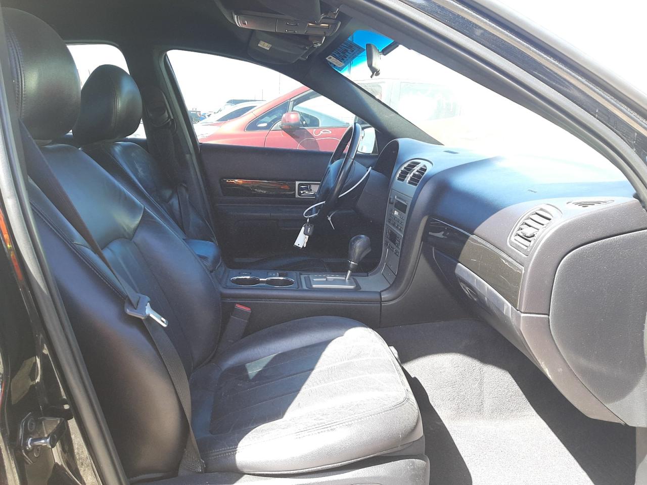 Photo 5 from auction – 2005 LINCOLN LS with VIN 1LNHM86S55Y645083