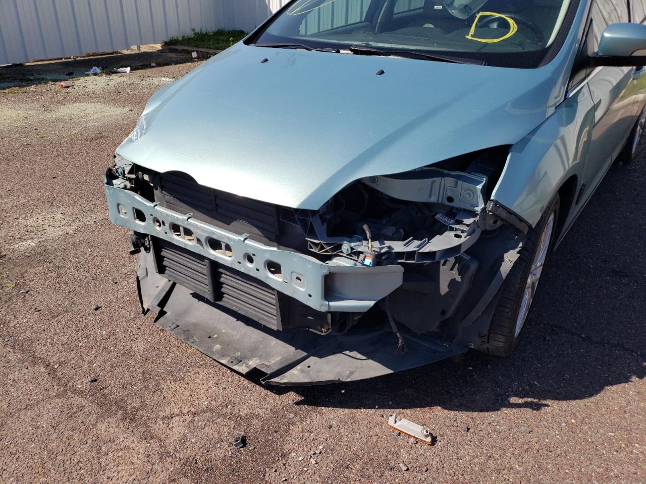 صورة رقم 9 من المزاد - 2012 FORD FOCUS SEL مع VIN 1FAHP3H29CL473717