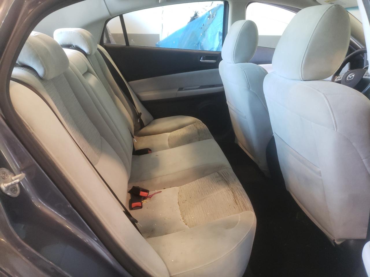 Photo 6 from auction – 2010 MAZDA 6 I with VIN 1YVHZ8BH8A5M13034