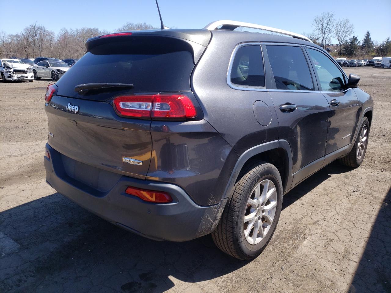 Photo 4 from auction – 2016 JEEP CHEROKEE L with VIN 1C4PJMCB7GW204172