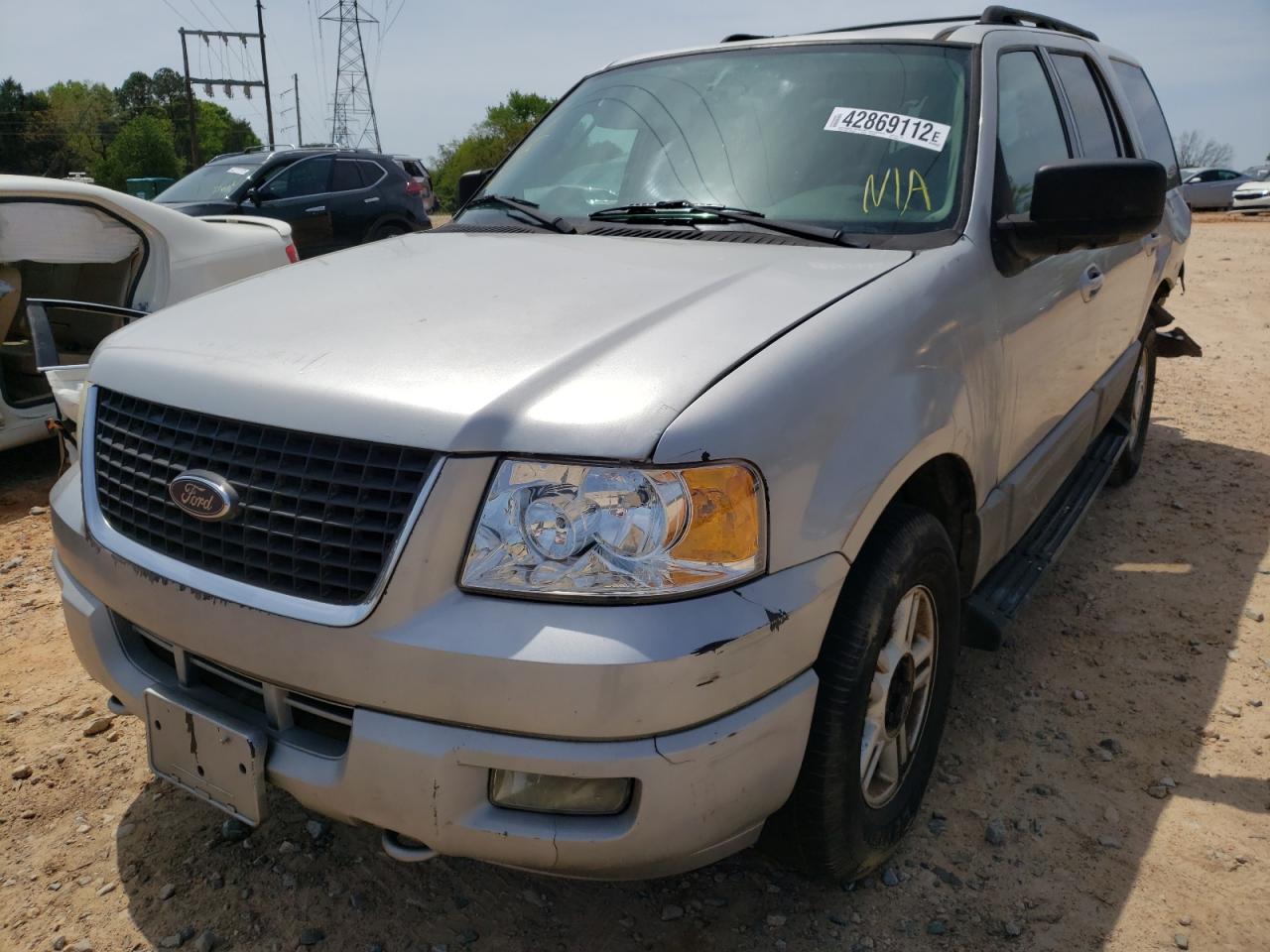 Photo 2 from auction – 2005 FORD EXPEDITION with VIN 1FMPU16585LA53557